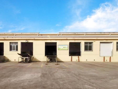 廠(chǎng)區一角展示